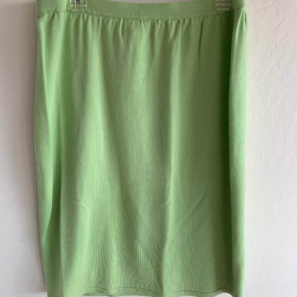 Linea by Louis Dell'Olio Green Sweater and Skirt knit set - Large and 1X - NWT - Picture 8 of 8